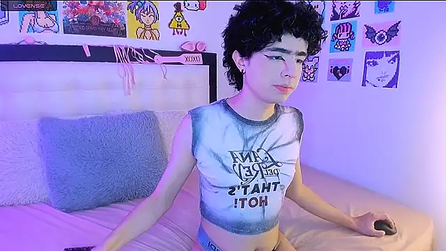 LuanRush  online show from April 1, 2026, 5:21 pm