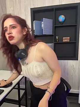 elodie rouge online show from March 11, 2026, 12:21 pm