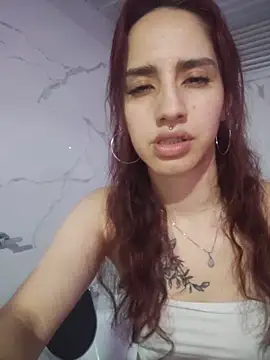 elodie rouge online show from April 10, 2026, 3:24 am