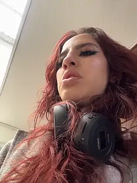 elodie rouge online show from May 18, 2026, 11:48 am