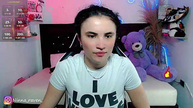 Snapshot of AriaDark chatting on June 30, 2026, 9:04 pm AriaDark online show from June 30, 2026, 9:04 pm