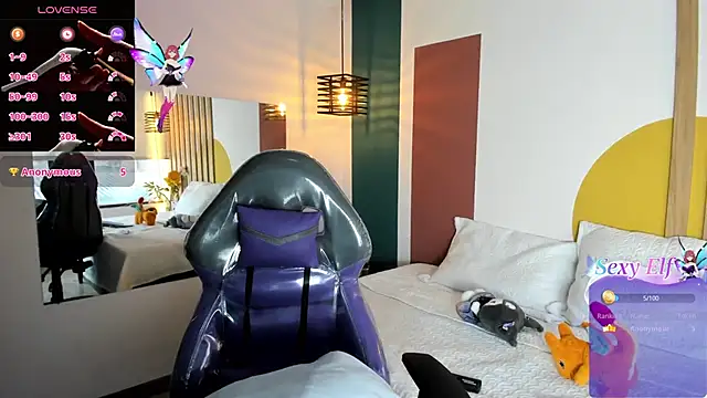 VanessaDoofenshmirtz online show from February 10, 2026, 12:37 pm