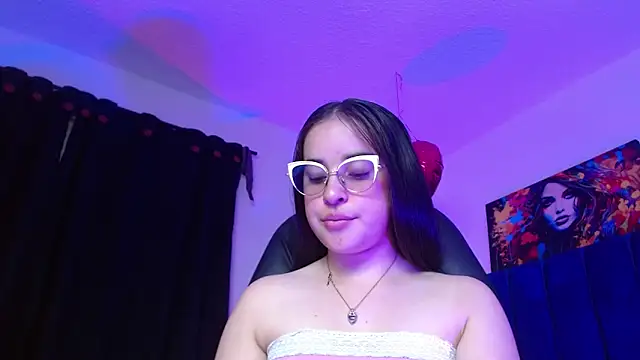Snapshot of valeri_sotoo chatting on May 15, 2026, 1:20 pm valeri sotoo online show from May 15, 2026, 1:20 pm