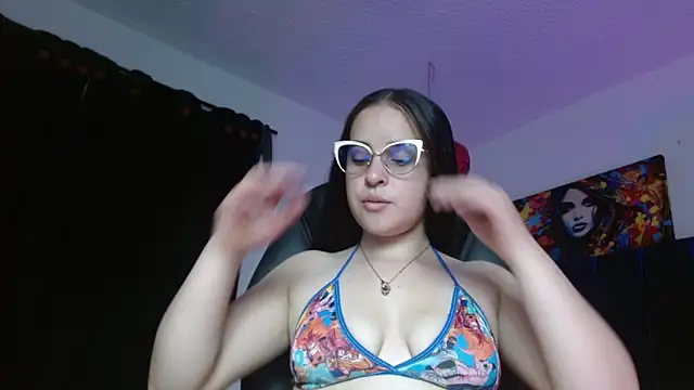 Snapshot of valeri_sotoo chatting on June 1, 2026, 1:22 pm valeri sotoo online show from June 1, 2026, 1:22 pm