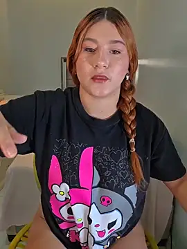 Snapshot of _Luciana_1 chatting on February 15, 2026, 7:24 pm Luciana 1 online show from February 15, 2026, 7:24 pm