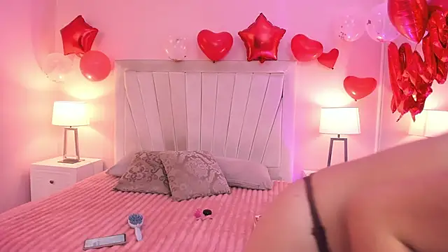 ZoeyClarck online show from February 18, 2026, 10:17 pm