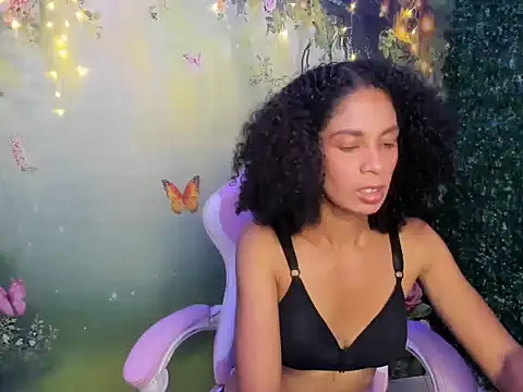Snapshot of rosa_skinny chatting on May 9, 2026, 8:01 pm rosa skinny online show from May 9, 2026, 8:01 pm