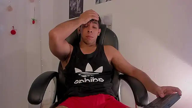 Snapshot of shooting_wilson chatting on March 1, 2026, 4:29 pm shooting wilson online show from March 1, 2026, 4:29 pm