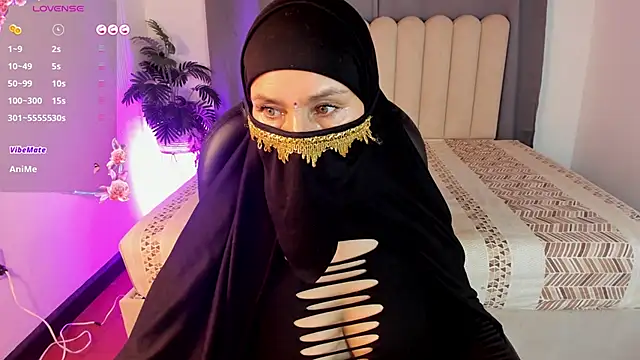 Snapshot of Latifa_ali chatting on February 20, 2026, 2:19 am Latifa ali online show from February 20, 2026, 2:19 am