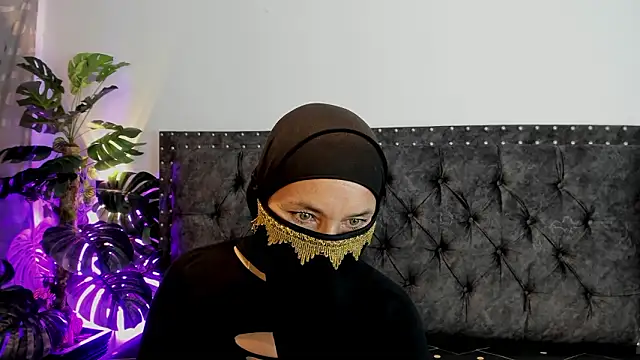 Snapshot of Latifa_ali chatting on February 3, 2026, 6:22 am Latifa ali online show from February 3, 2026, 6:22 am