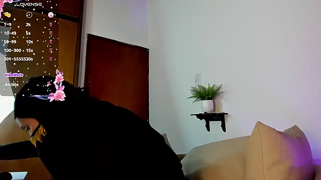 Snapshot of Latifa_ali chatting on February 11, 2026, 3:17 am Latifa ali online show from February 11, 2026, 3:17 am