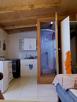 Snapshot of Julieth_Monserrat chatting on February 12, 2026, 8:41 pm Julieth Monserrat online show from February 12, 2026, 8:41 pm