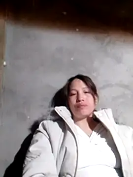 Snapshot of Gummiesu chatting on February 26, 2026, 9:59 pm Gummiesu online show from February 26, 2026, 9:59 pm