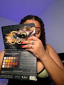 curly girl 31 online show from March 16, 2026, 8:22 pm