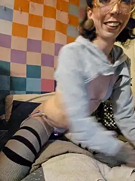 xxEMMxxx online show from March 4, 2026, 5:59 am