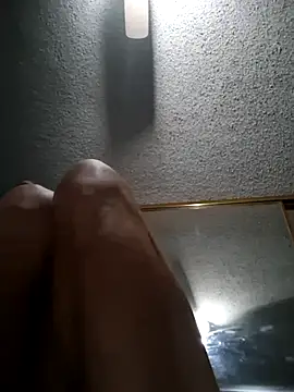 Hrnymanedawg13 online show from February 28, 2026, 4:39 pm