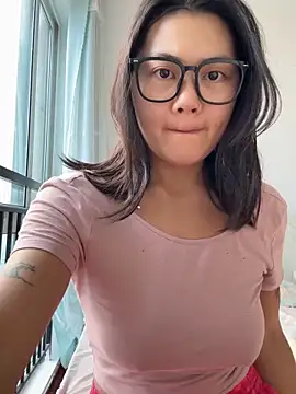 ruanruan05 online show from May 24, 2026, 12:21 am