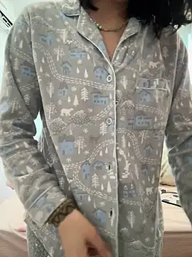 Snapshot of ruanruan05 chatting on February 10, 2026, 1:37 am ruanruan05 online show from February 10, 2026, 1:37 am