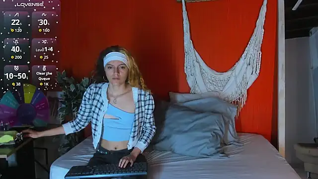 maria Turner1 online show from April 2, 2026, 10:22 am