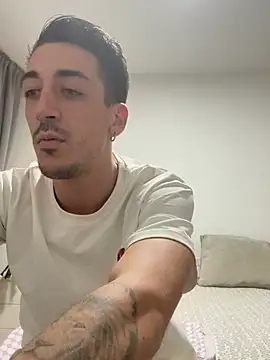 ANGELPRIVVT online show from January 15, 2026, 2:20 pm