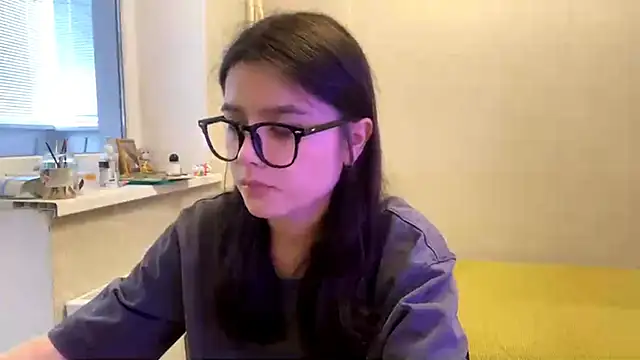Snapshot of SaintMari chatting on May 30, 2026, 2:12 pm SaintMari online show from May 30, 2026, 2:12 pm