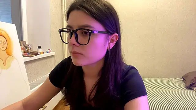 Snapshot of SaintMari chatting on May 23, 2026, 12:48 pm SaintMari online show from May 23, 2026, 12:48 pm