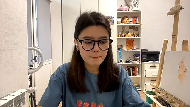 Snapshot of SaintMari chatting on February 15, 2026, 12:04 pm SaintMari online show from February 15, 2026, 12:04 pm