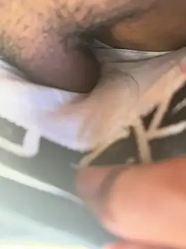 Novinho Pauzudo 18cm online show from March 9, 2026, 1:14 pm