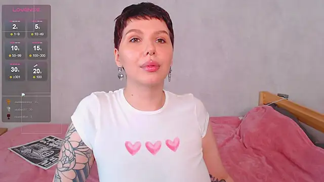 Elise Day online show from May 16, 2026, 10:36 am