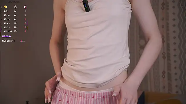 Snapshot of CarmaOlen chatting on February 27, 2026, 7:14 pm CarmaOlen online show from February 27, 2026, 7:14 pm