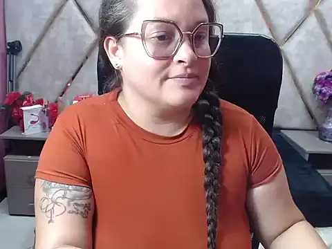 Snapshot of Sarah_Boobs_ chatting on February 20, 2026, 6:26 am Sarah Boobs online show from February 20, 2026, 6:26 am