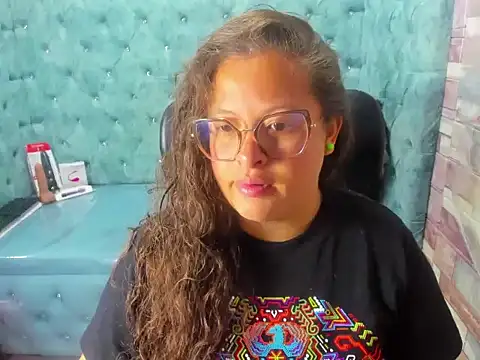 Sarah Boobs  online show from April 15, 2026, 3:45 am