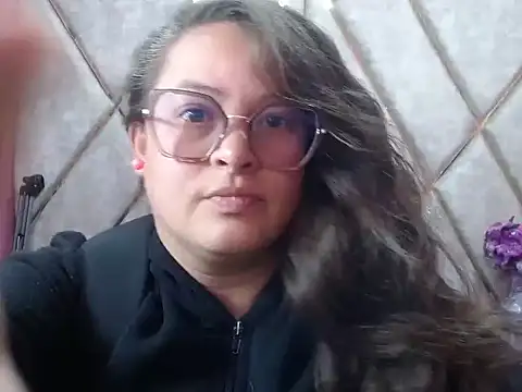 Snapshot of Sarah_Boobs_ chatting on February 19, 2026, 3:14 am Sarah Boobs online show from February 19, 2026, 3:14 am