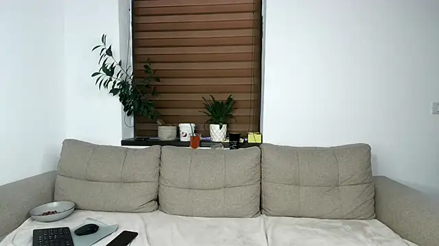 Snapshot of Crista-Elio chatting on May 30, 2026, 5:07 pm Crista-Elio online show from May 30, 2026, 5:07 pm