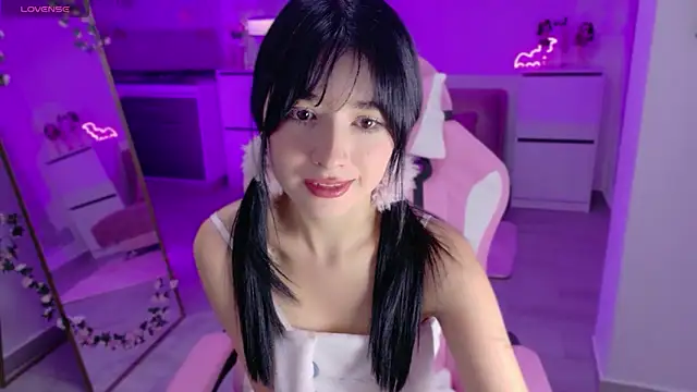 Snapshot of Blush_Marie chatting on April 25, 2026, 3:20 am Blush Marie online show from April 25, 2026, 3:20 am