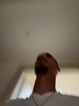 piccolo2002 online show from April 19, 2026, 10:05 am