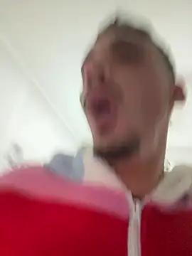 Snapshot of piccolo2002 chatting on January 17, 2026, 3:59 pm piccolo2002 online show from January 17, 2026, 3:59 pm