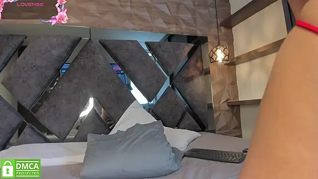 Zamahara Rodriguez online show from March 25, 2026, 8:52 pm