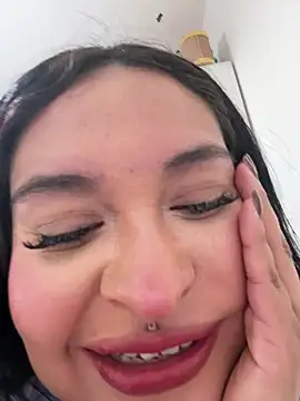 Nailealipsglossy online show from January 19, 2026, 9:46 am