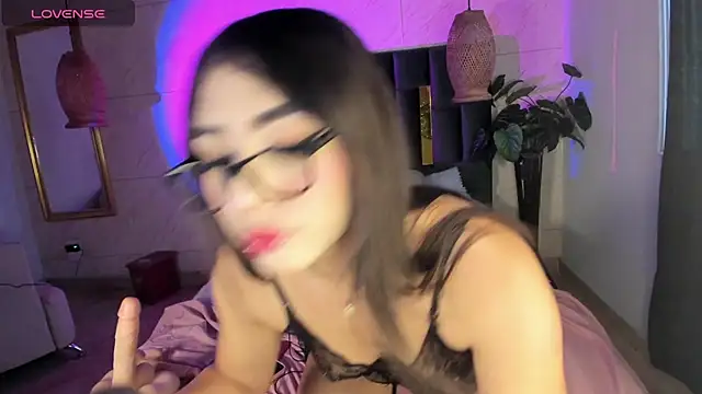 sophia willliamss online show from March 4, 2026, 12:13 pm