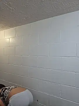 AriannaPenaxo online show from March 6, 2026, 1:00 am