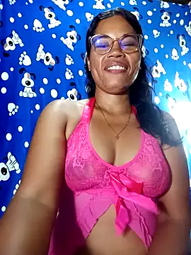 Snapshot of Yandris_1212 chatting on May 9, 2026, 1:20 am Yandris 1212 online show from May 9, 2026, 1:20 am