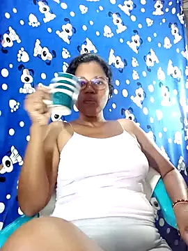 Snapshot of Yandris_1212 chatting on May 5, 2026, 1:03 pm Yandris 1212 online show from May 5, 2026, 1:03 pm