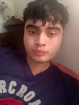 Alex hotter online show from January 18, 2026, 7:39 pm