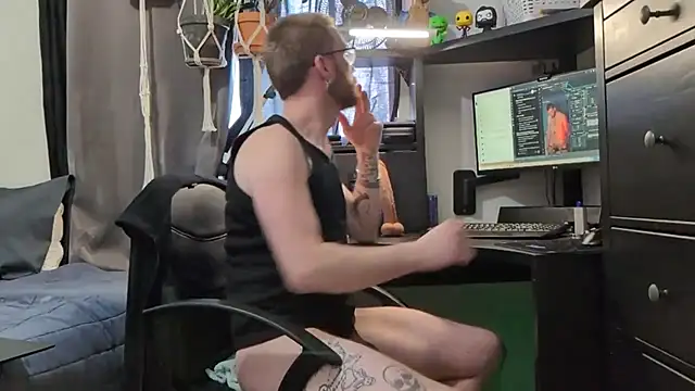 jasperRedwood online show from January 17, 2026, 2:53 pm