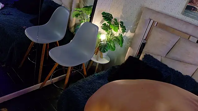 4L3JX online show from February 12, 2026, 1:11 pm