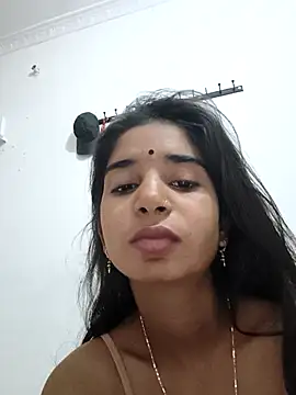 Cute-Natashaa online show from March 4, 2026, 4:42 am