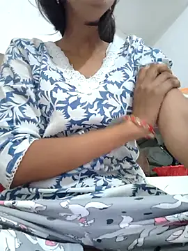 Cute-Natashaa online show from May 5, 2026, 2:47 am