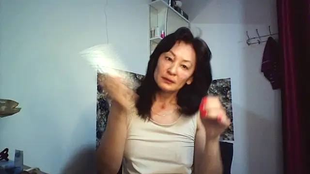 Snapshot of bella2322 chatting on February 21, 2026, 3:08 am bella2322 online show from February 21, 2026, 3:08 am