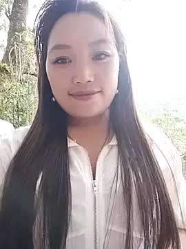 lia-coy online show from April 11, 2026, 11:03 am